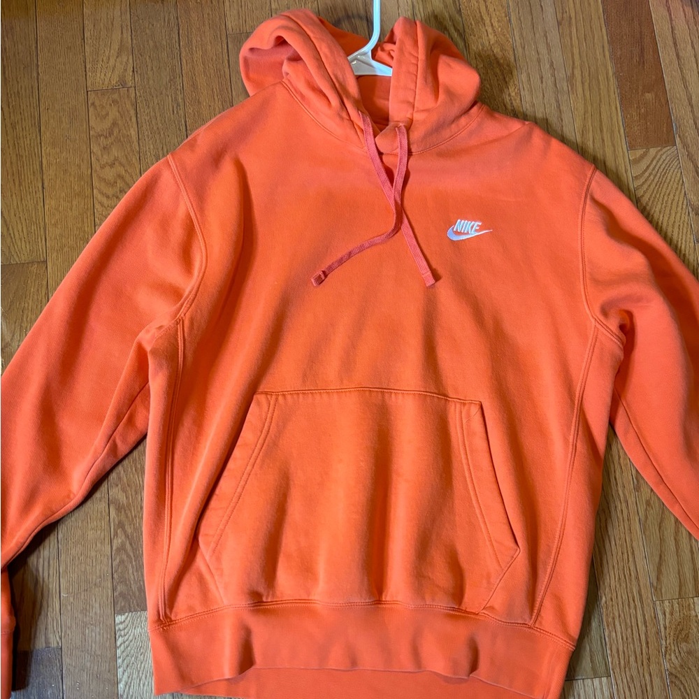 Nike orange hoodie new used once summer comfy and big